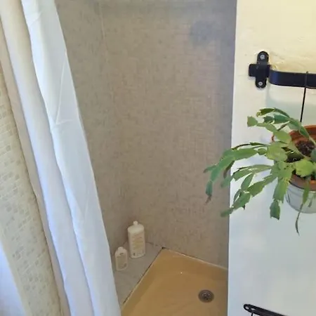 Quiet 2rooms Big Kitchen Canal Saint Martin
